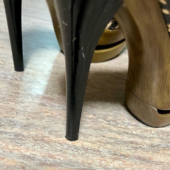 Jessica Simpson Croco platform high heels - Picture 10 of 16